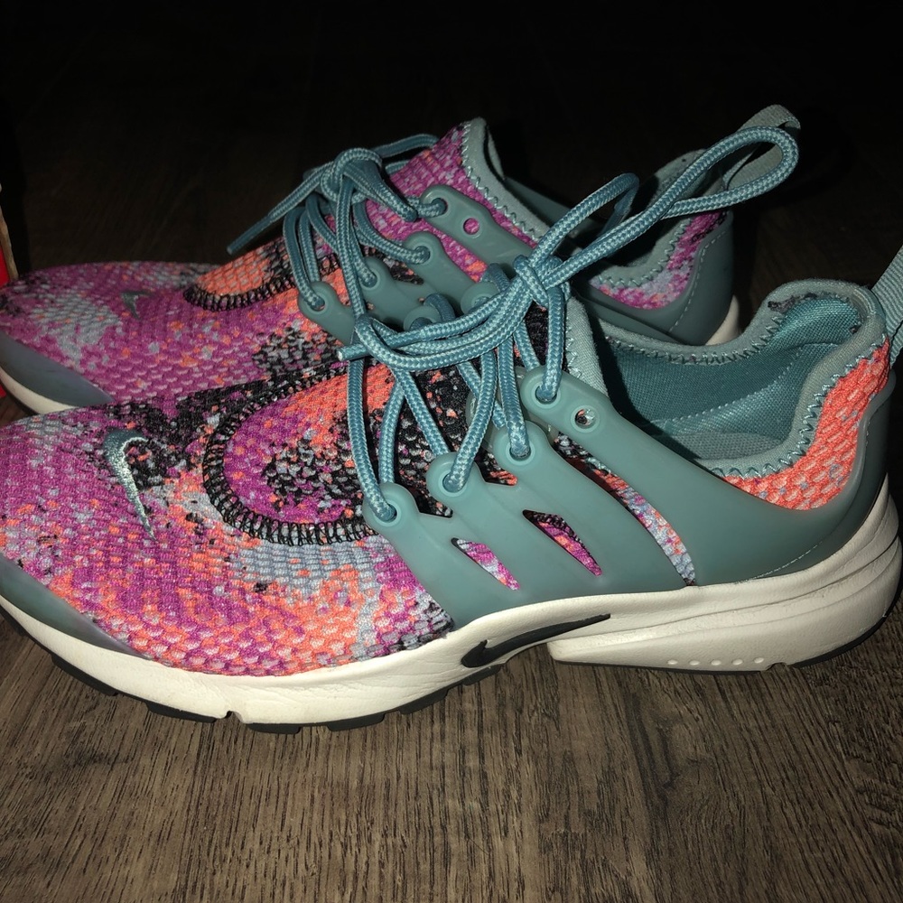 Nike presto! *USED! Accepting offers😊 WMNS size 6